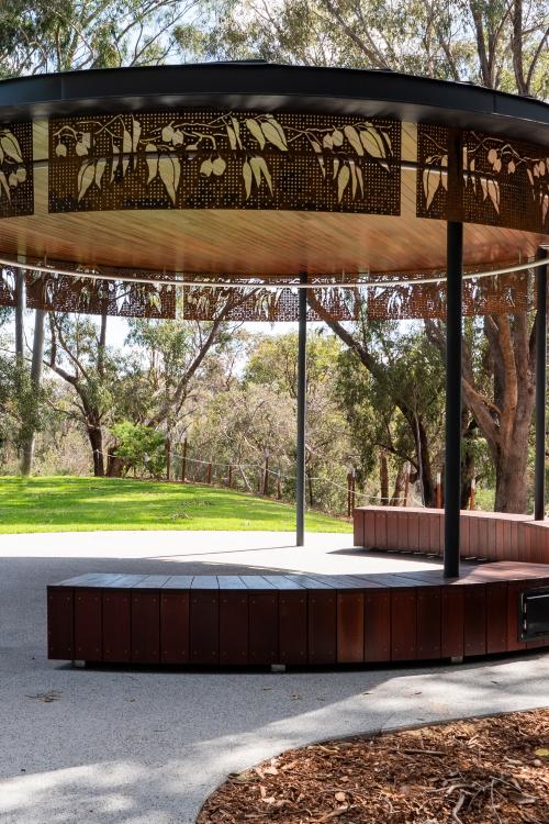 Ngoolaark Pavilion Ngoolaark Pavilion is situated at the edge of the Exhibition Ground near the Kings Park Education building.