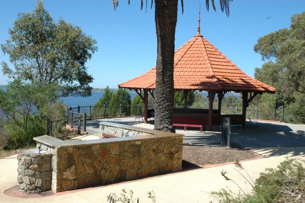 Karri Pavilion Karri Pavilion is a small shelter tucked away in the WA Botanic Garden