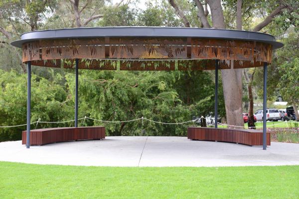 Ngoolaark Pavilion Ngoolaark Pavilion is situated at the edge of the Exhibition Ground near the Kings Park Education building.